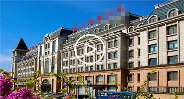 女生到底应不应该穿***的衣服？